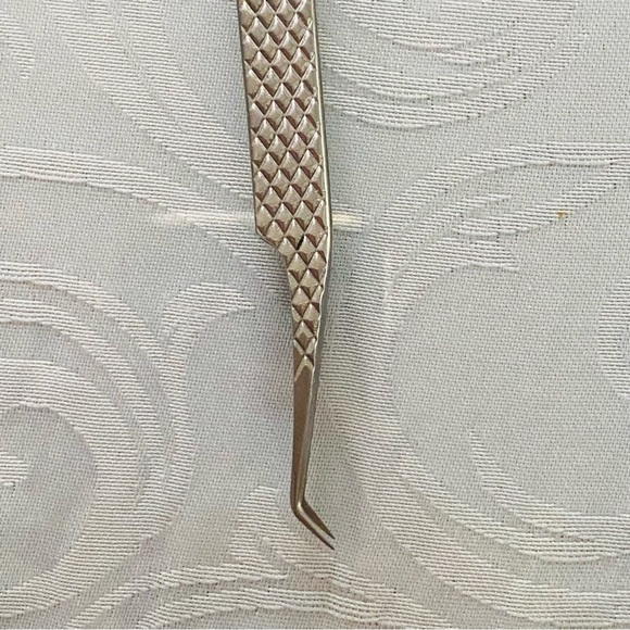Lash Line Silver Eyelash Lash Extensions Tweezers - Picture 3 of 3